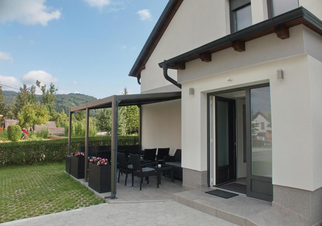 Apartmaji Anita Begunje pri Cerknici Exterior photo