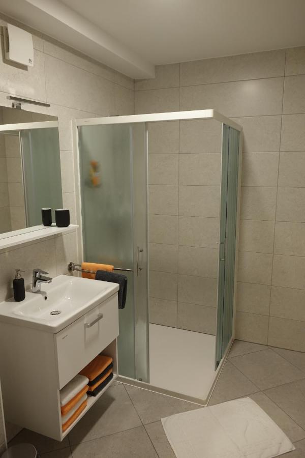 Apartmaji Anita Begunje pri Cerknici Exterior photo